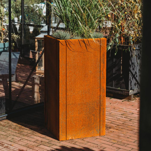 "Corten" plieno lauko vazonas "Manhattan"